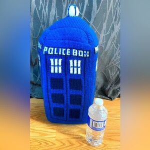 Custom - Decorative, knitted, foam filled TARDIS from Doctor Who